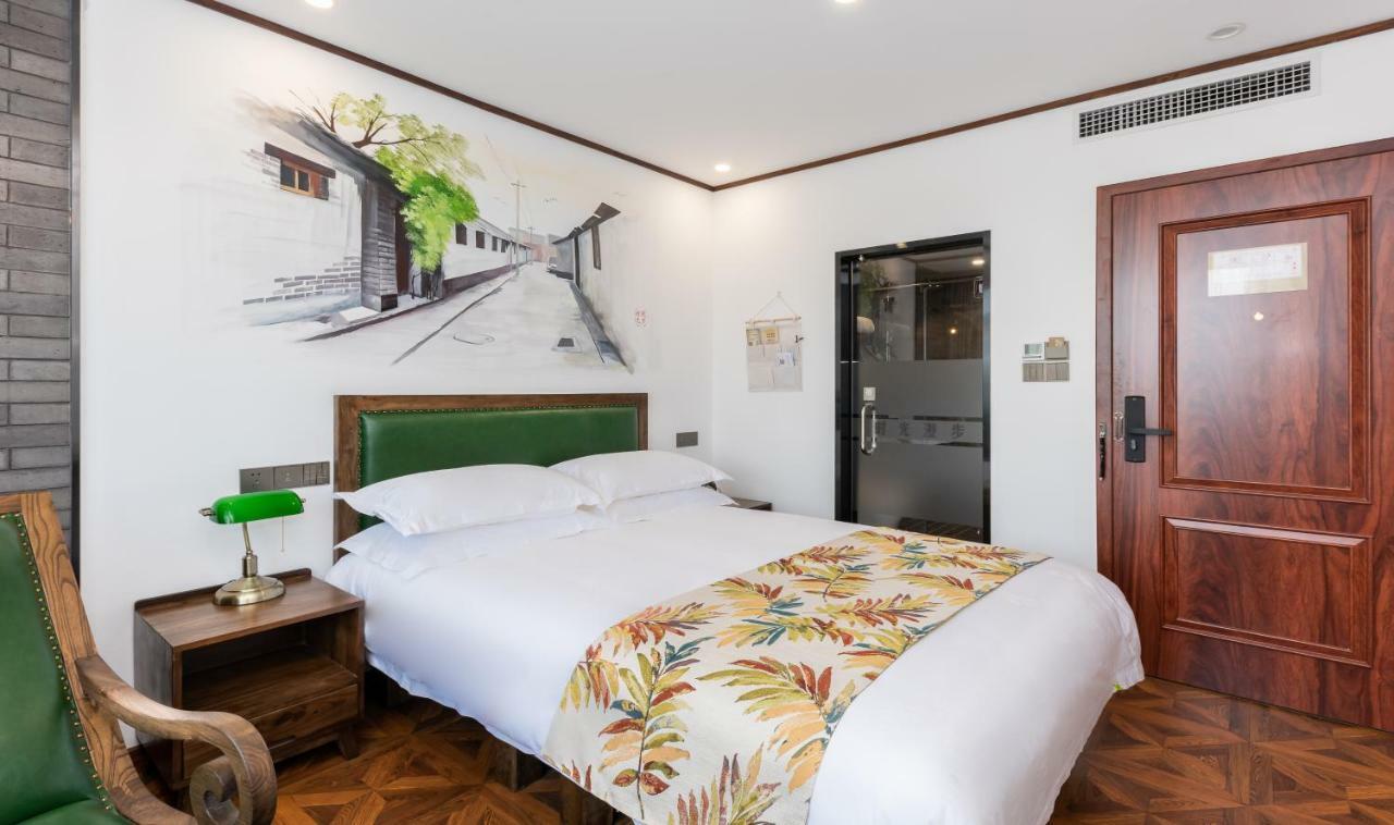 Nostalgia Hotel Near Prince Gong'S Mansion- Beihai Park, Tian'Anmen Square, Nanluoguxiang Hutong, Huguosi Hutong Snack Street, 5 Minutes Walk Away From Ping'Anli Subway Station, Free Ice Cream And Laundry Service,English Communication Well بكين المظهر الخارجي الصورة